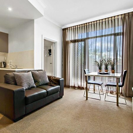 Adelaide Dress Circle Apartments - Ward Street Экстерьер фото