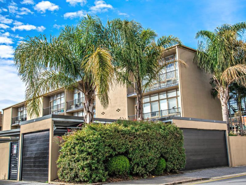 Adelaide Dress Circle Apartments - Ward Street Экстерьер фото
