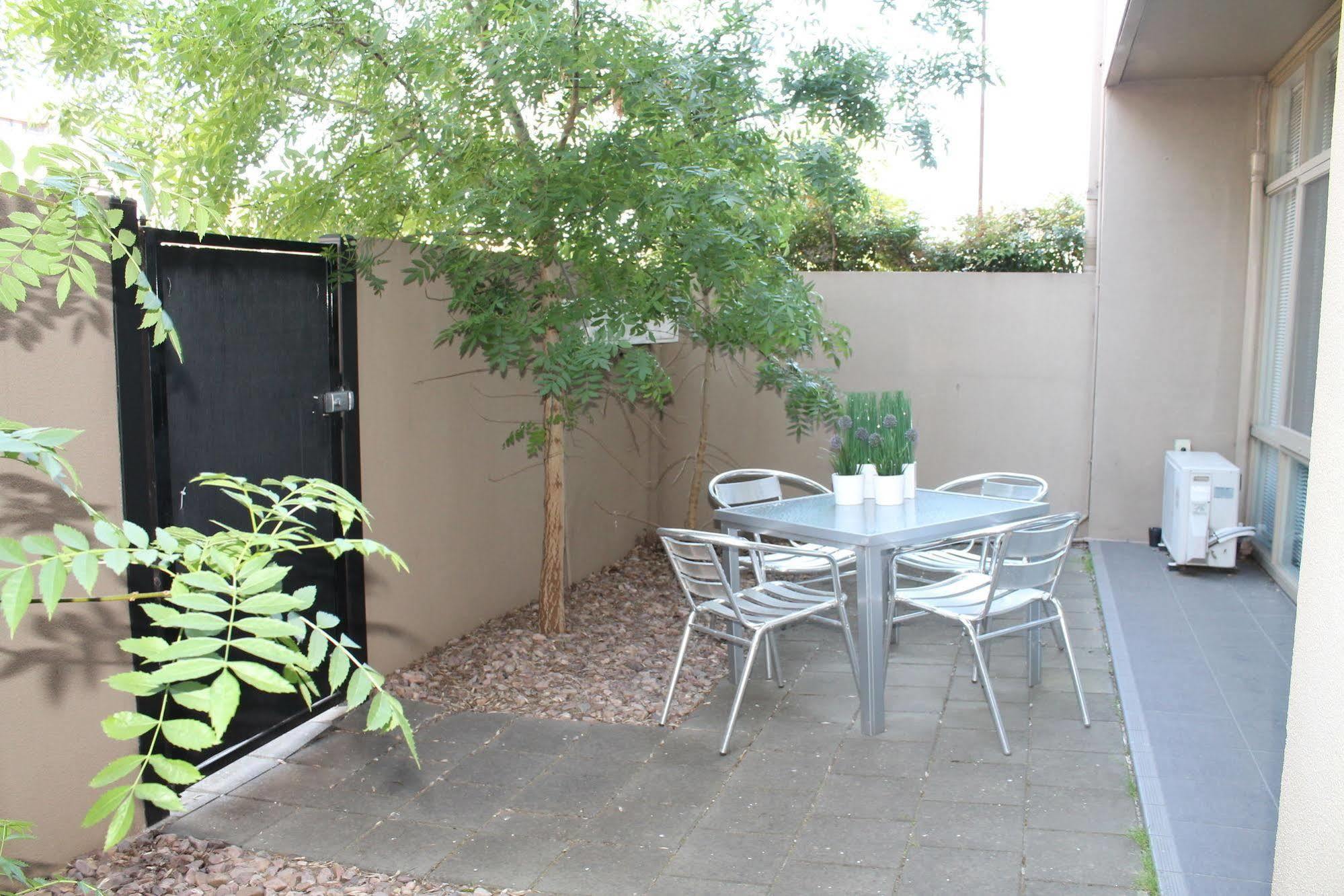 Adelaide Dress Circle Apartments - Ward Street Экстерьер фото